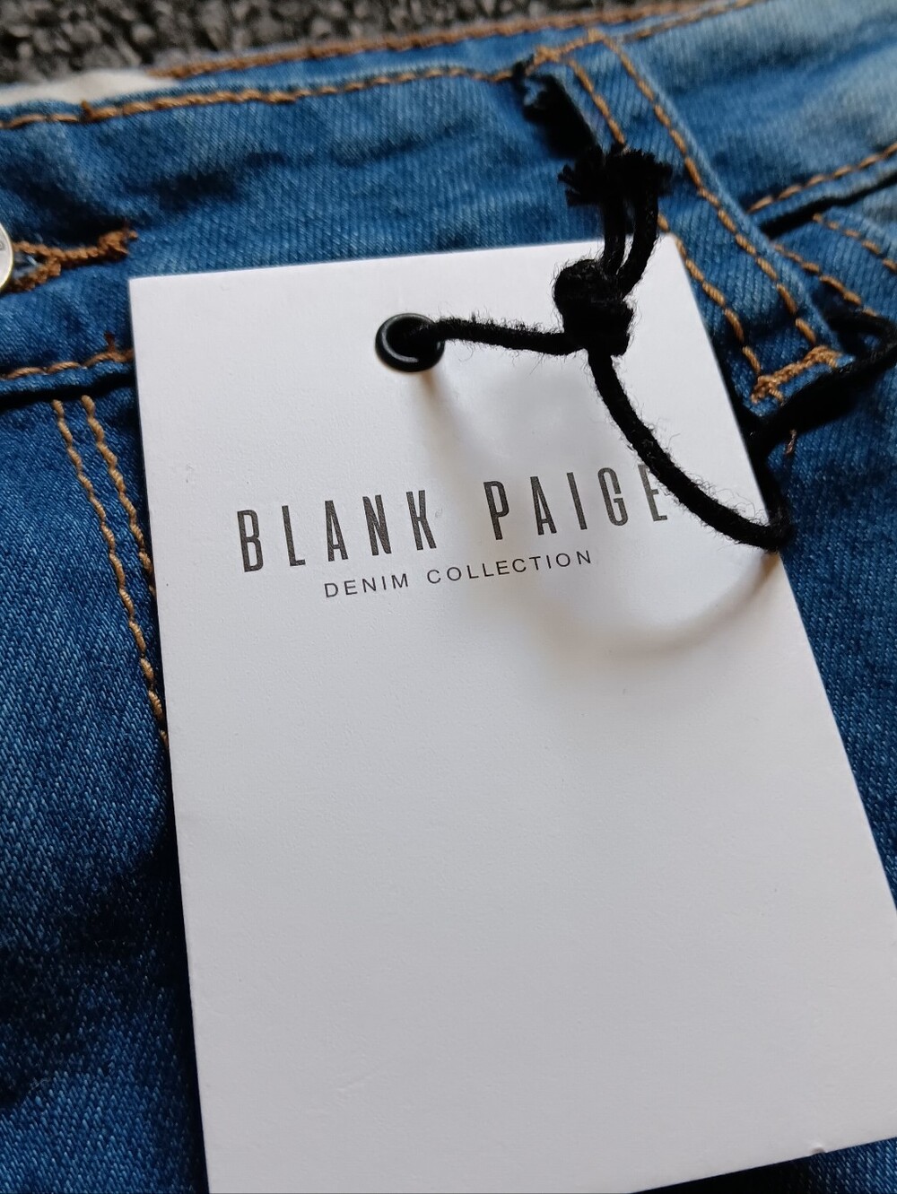 NWT Blank Paige Light Blue Distressed Women’s Jeans Size Large, New - Picture 5 of 9